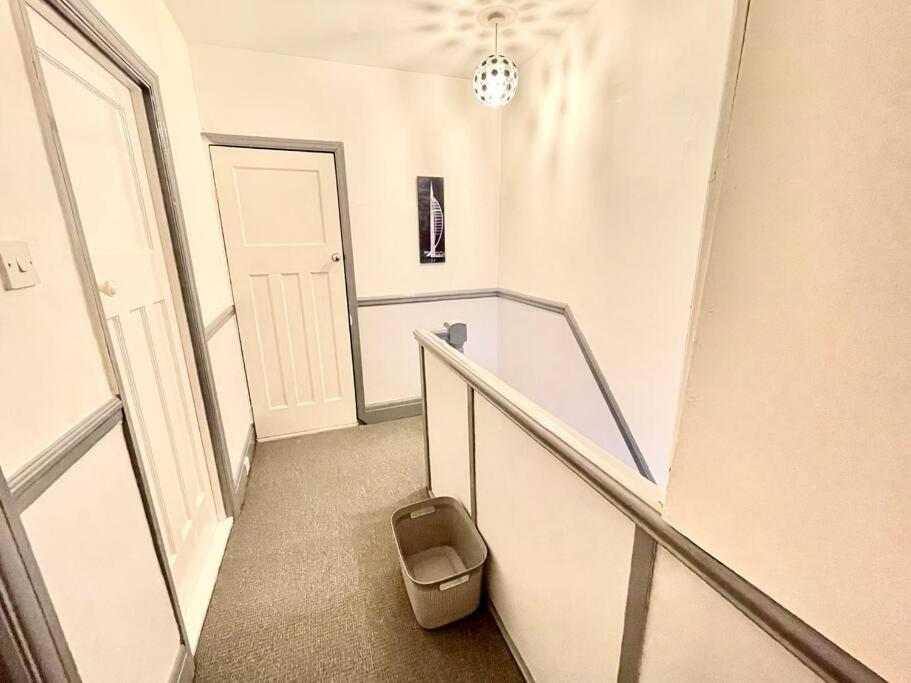 Portsmouth 3 Bedroom Getaway, Sleeps 6 Exterior foto